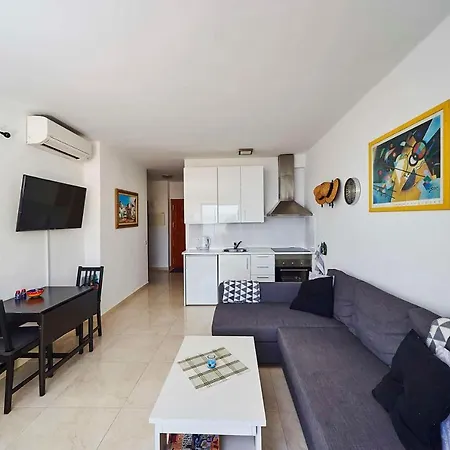 Apartamento Capistrano Playa, - R9987